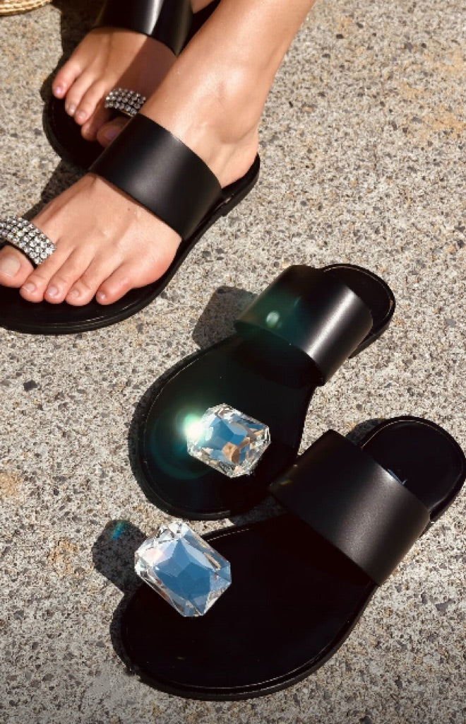 Genuine leather large diamond sequin flat sandals