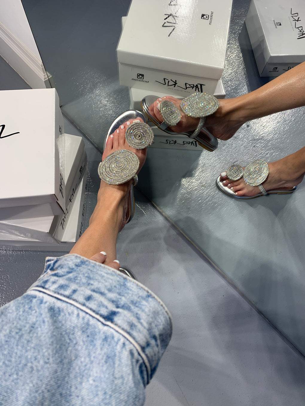 Large and small round sequined sandals