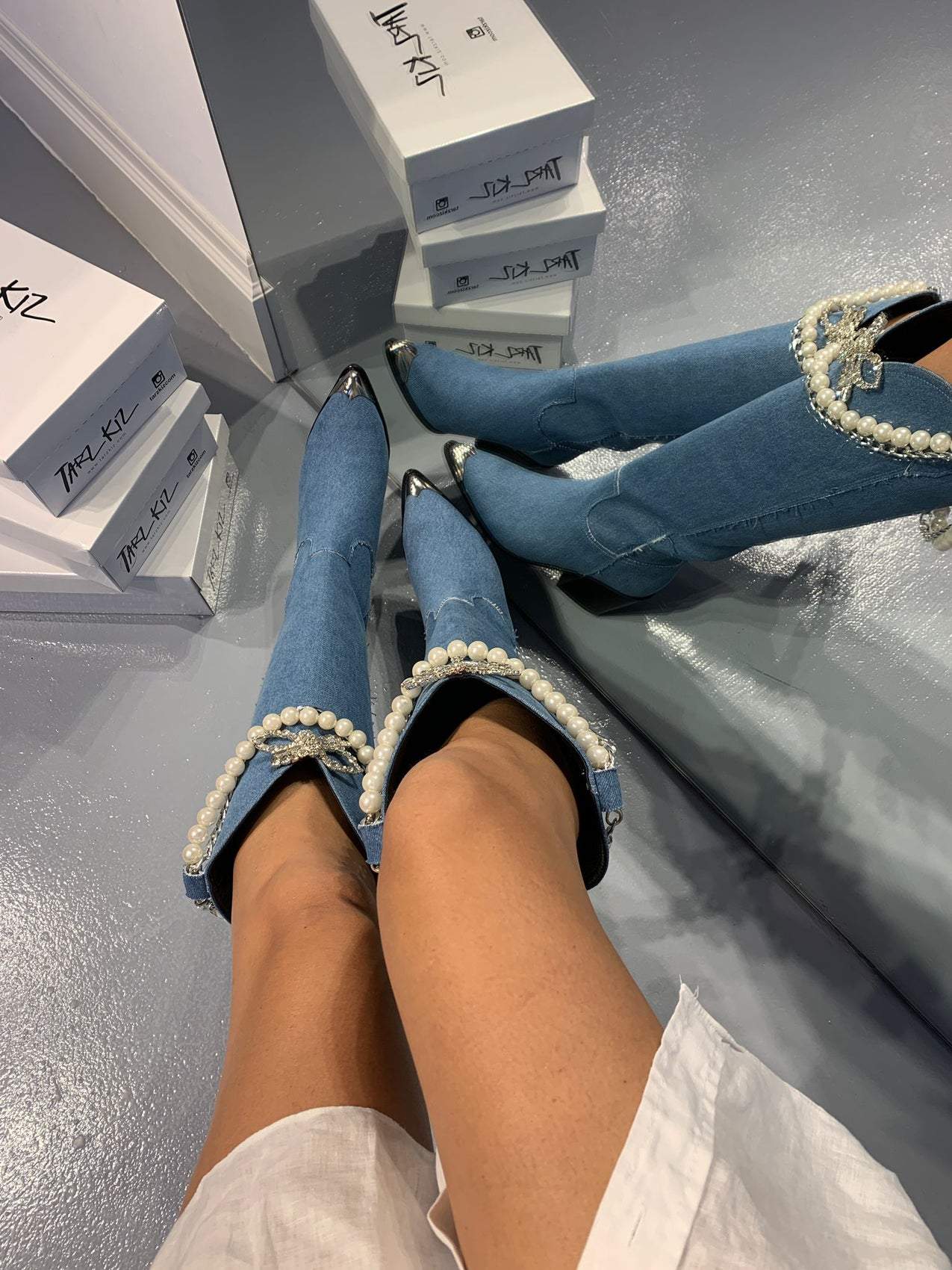 Pearl chain embellished blue denim boots