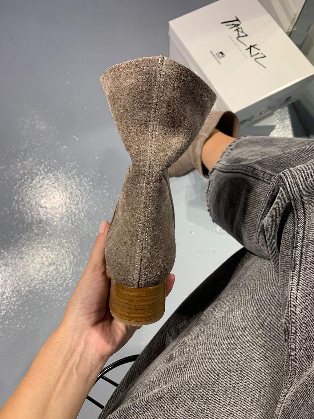 Solid Italian leather boots