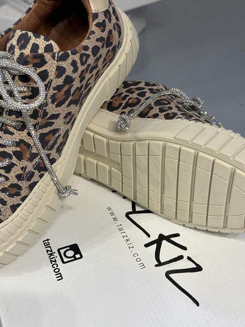 leopard print canvas shoes
