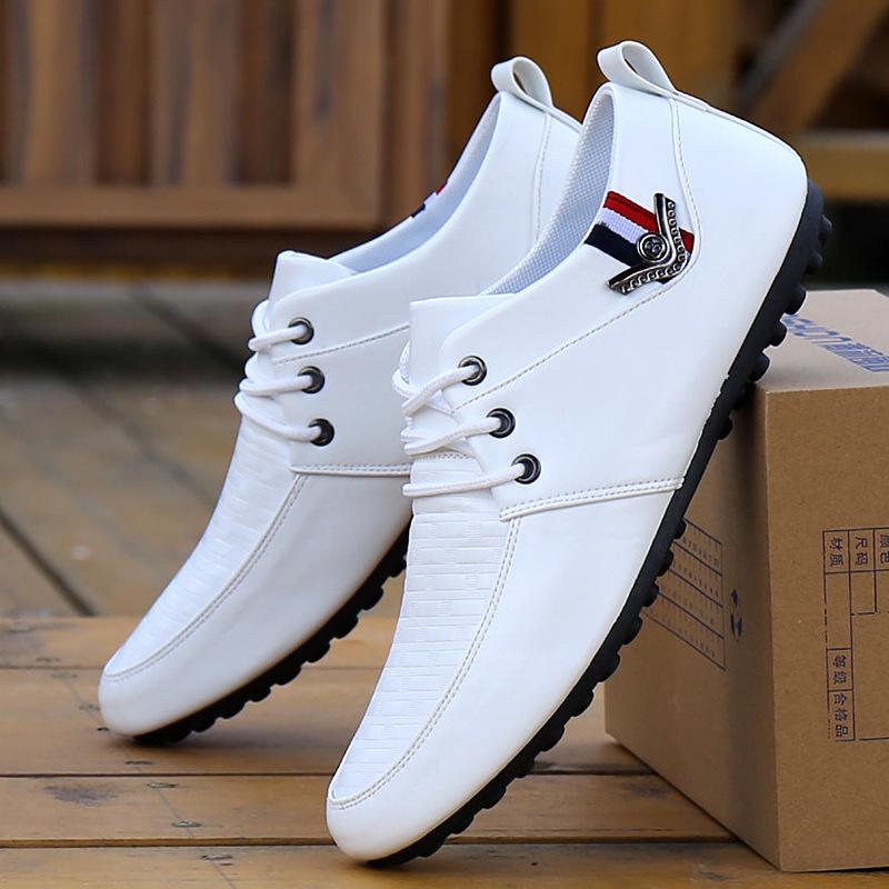 Breathable soft bottom shoes