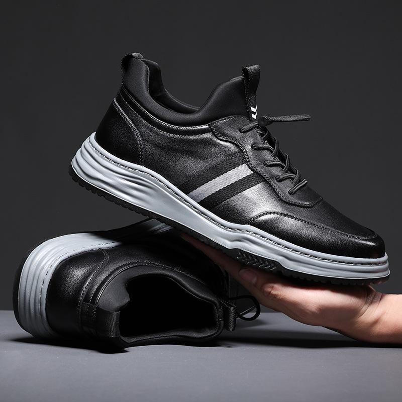 Italian cowhide soft bottom outdoor sports shoes