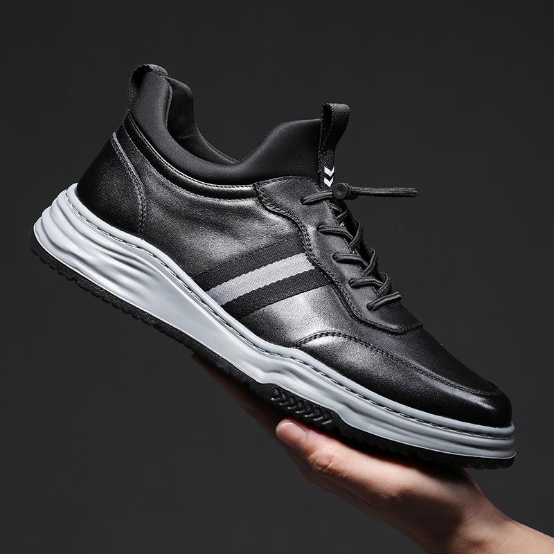 Italian cowhide soft bottom outdoor sports shoes