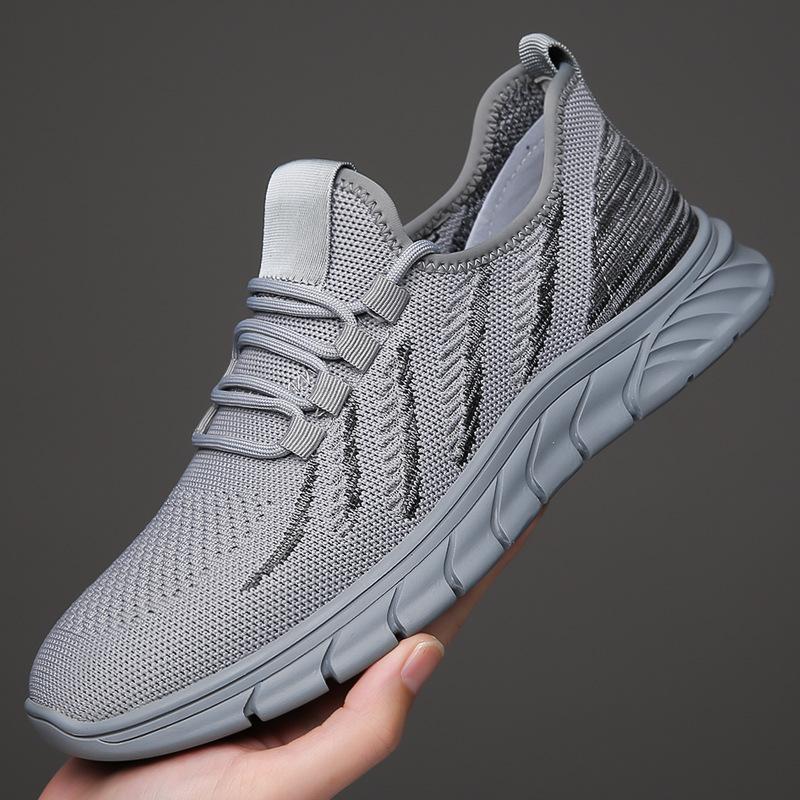 Breathable mesh flying sneakers