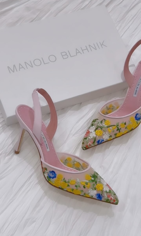 Flower embroidered lace high heels