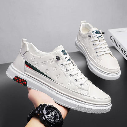 Leather casual correction foot shaped light sneakers