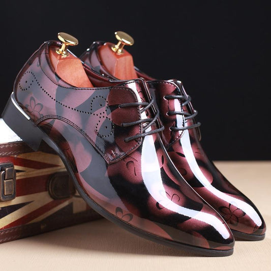 British gentleman groom business formal dress pointed leather shoes