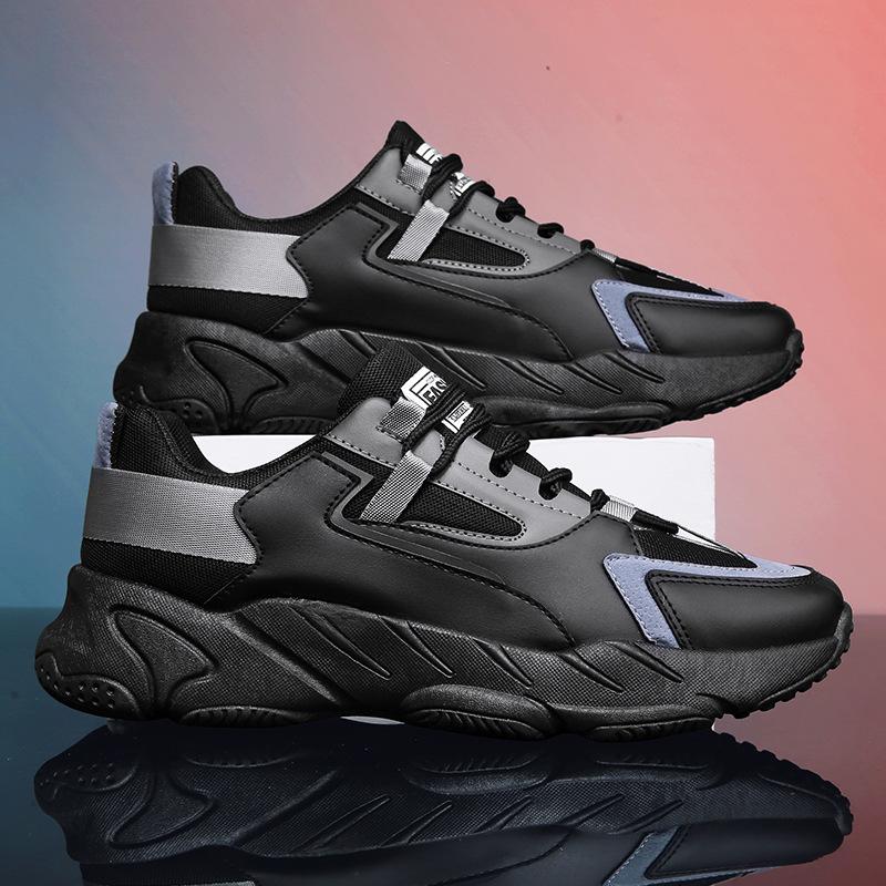 2023 New Men's Versatile Mesh Shoes